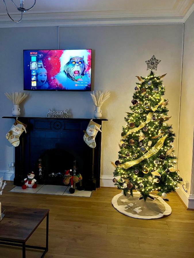 57 Main Street Luxury Apartment *